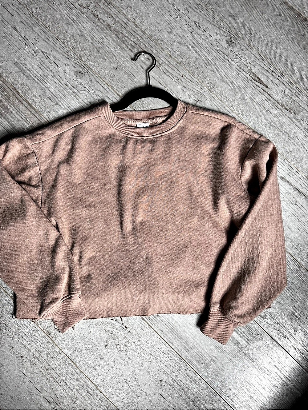 J.o.&co Cropped Crewneck Sweatshirt in Pink Like New